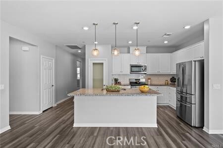 Building Photo - 20565 Lost Crk Rd