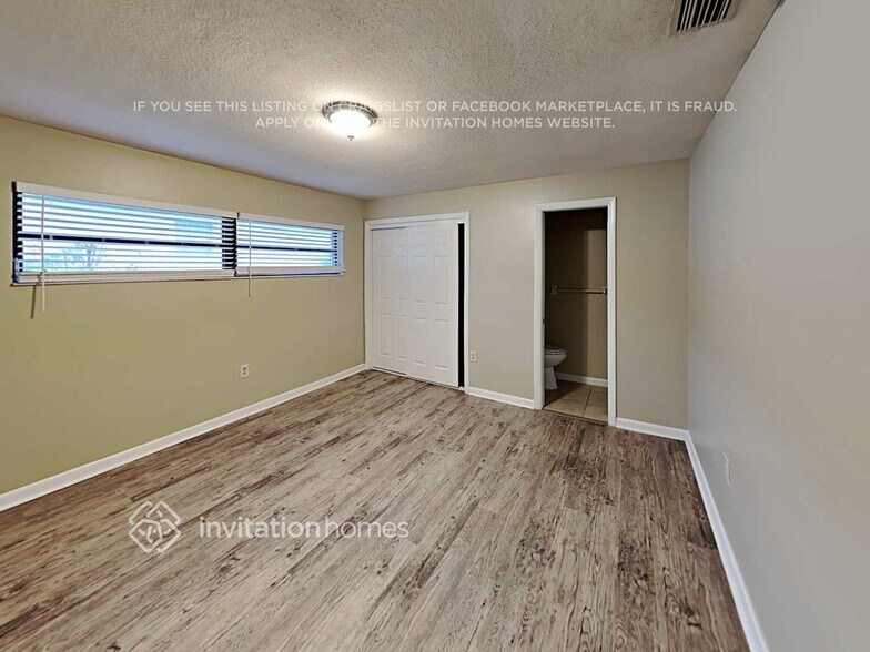 Building Photo - 3015 Bay Tree Dr