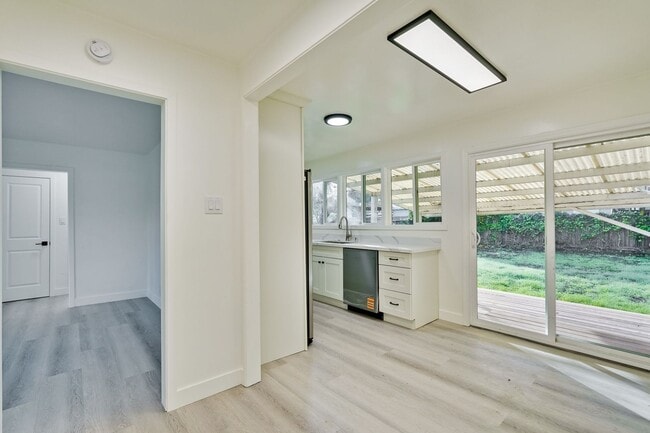 Building Photo - Completely Remodeled 2-Bedroom Home with Large Backyard in Sunnyvale