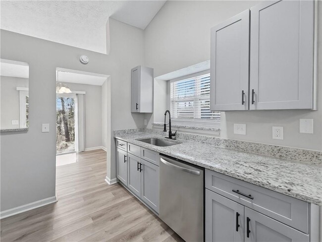 Building Photo - 3355 Tia Trace NW