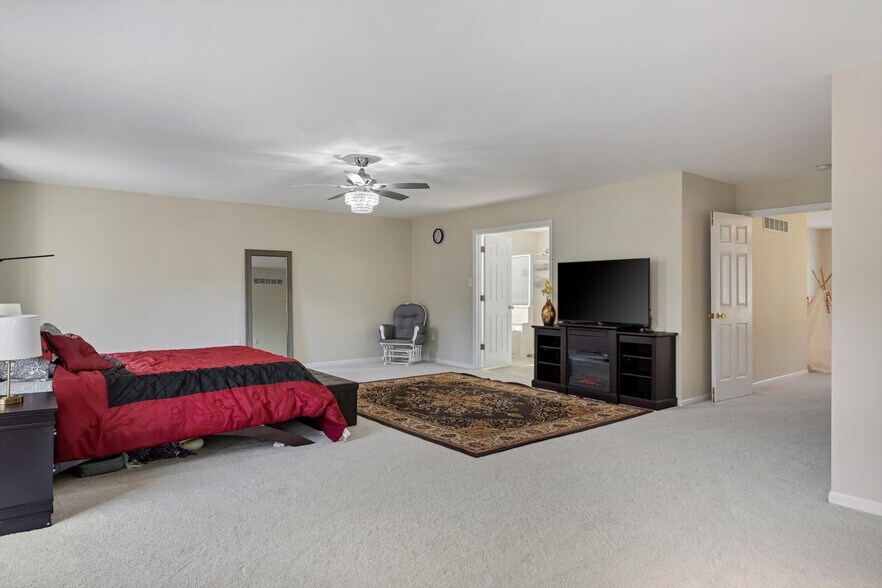 Building Photo - 2125 Wildwood Meadows Ct