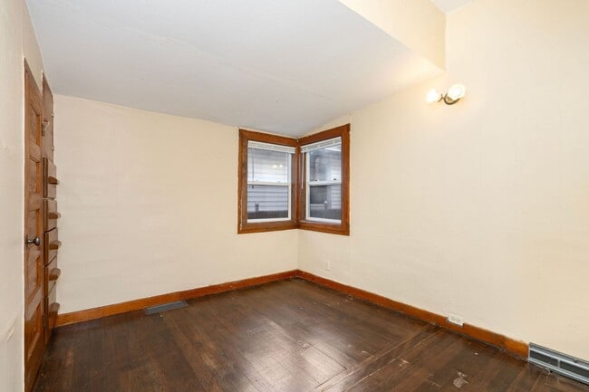 Building Photo - 1221-1223 N 13th Street
