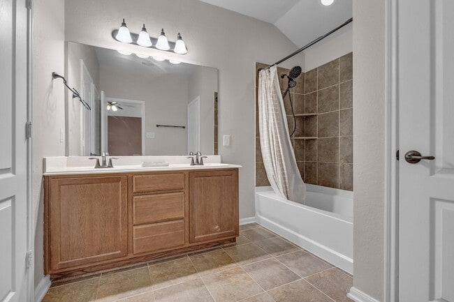 Building Photo - 4330 Lake Cypress Cir