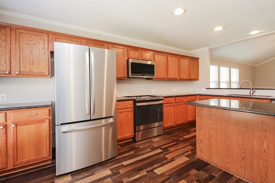 Building Photo - 21610 Gannet Peak Way