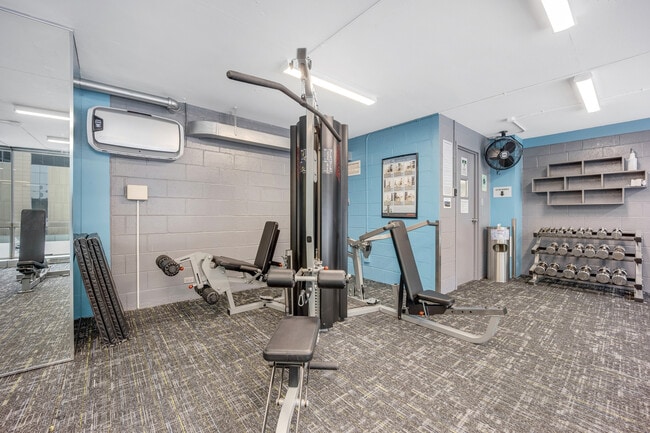 Building Photo - 330 W Diversey Pkwy