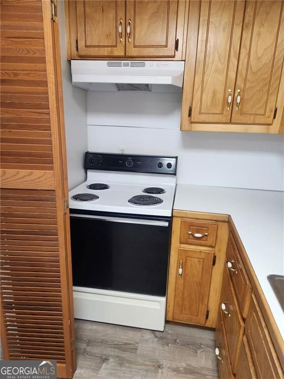 Building Photo - 215 Meridian St