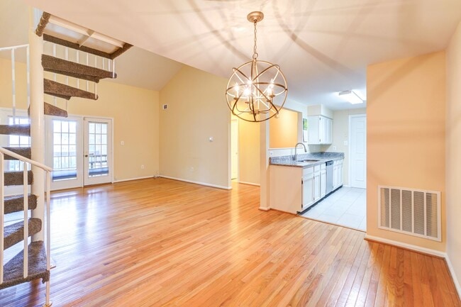 Building Photo - Beautiful 2-Bedroom 2-Bathroom Condo with Loft In The Heart of Germantown