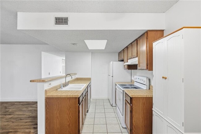 Building Photo - 4055 Whitehall Way