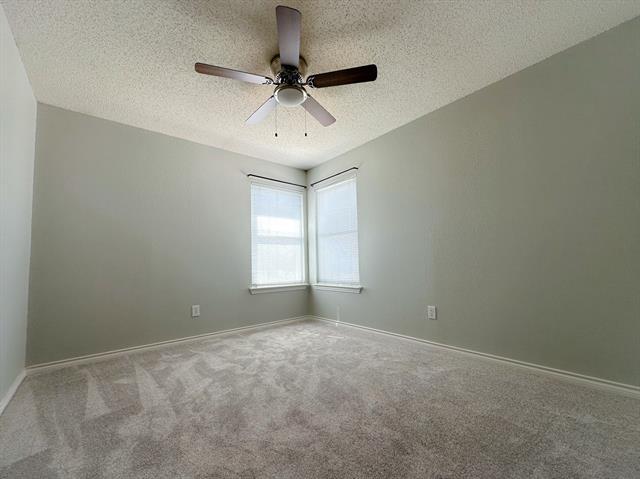 Building Photo - 2124 Liverpool Dr
