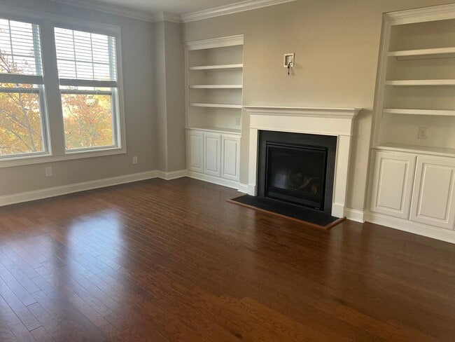 Building Photo - 523 Balsam Fir Dr