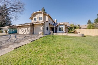 Building Photo - 3 Bedroom Folsom Home with Updated Kitchen, Pool and 3-Car Garage!