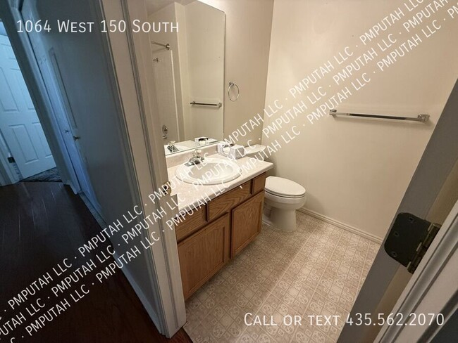 Building Photo - 1064 W 150 S