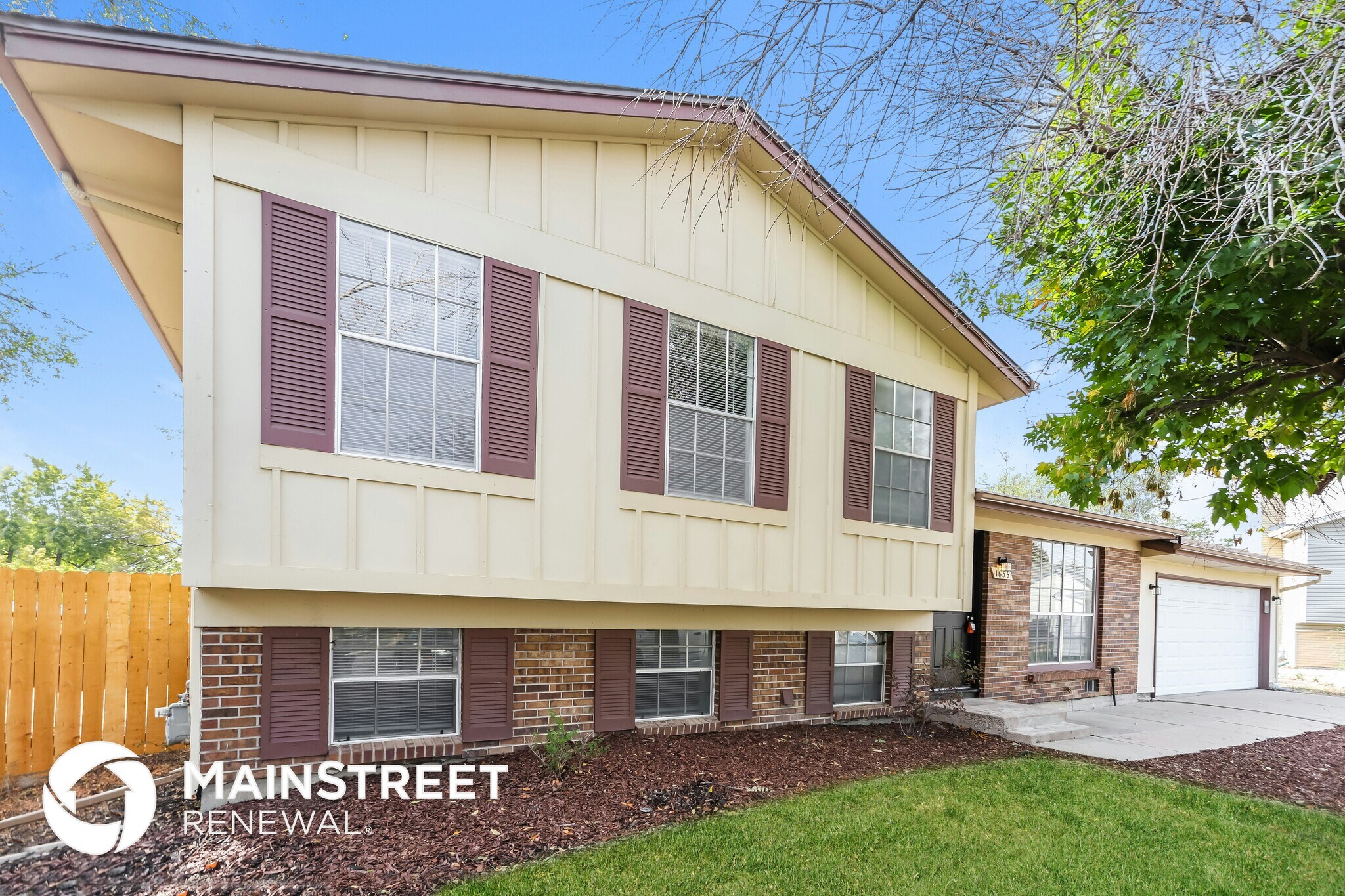 Building Photo - 1656 S Quintero Way