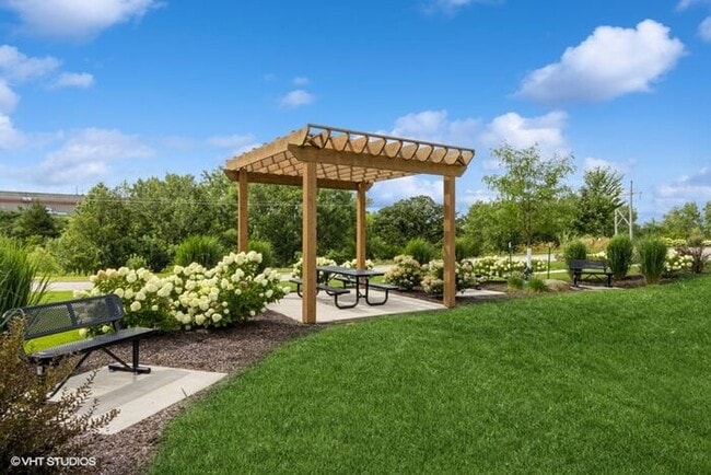 Building Photo - $1,250 | 1 Bedroom, 1 Bathroom Condo | Dog Friendly* | Sublease* | Available for an April 1st, 20...