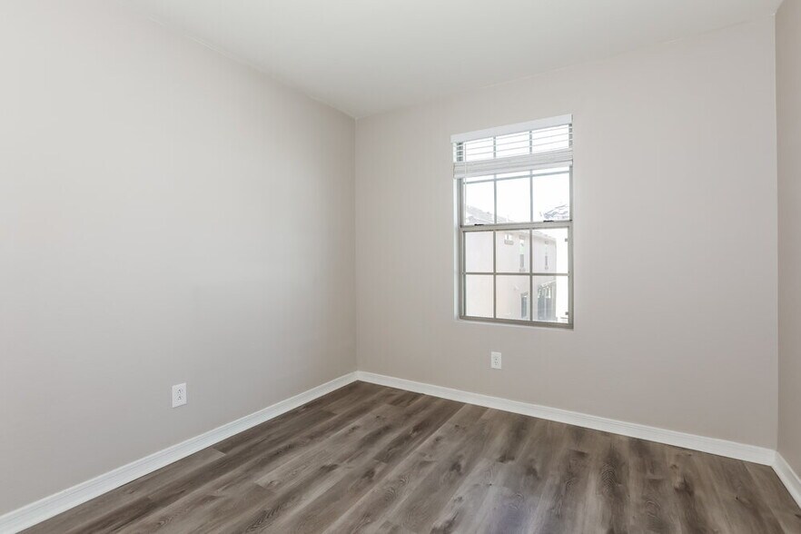 Building Photo - 2946 N 72nd St