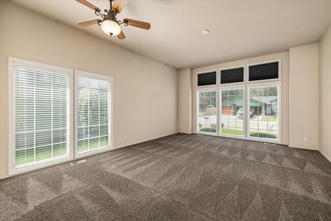 Building Photo - 2168 N Glennfield Way