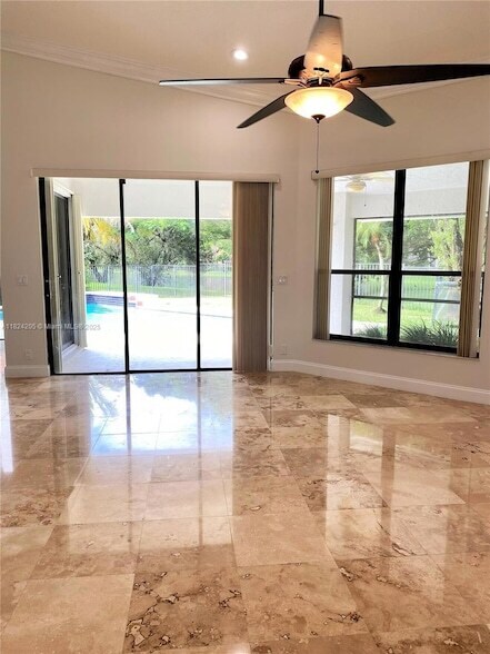 Building Photo - 1099 Waterbrook Ln