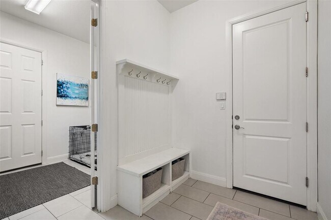 Building Photo - 4113 Sugarloaf Dr