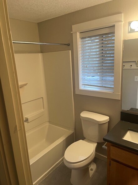 Building Photo - 16062 SW Red Clover Ln.