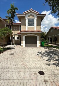 Building Photo - 5541 NW 90th Terrace