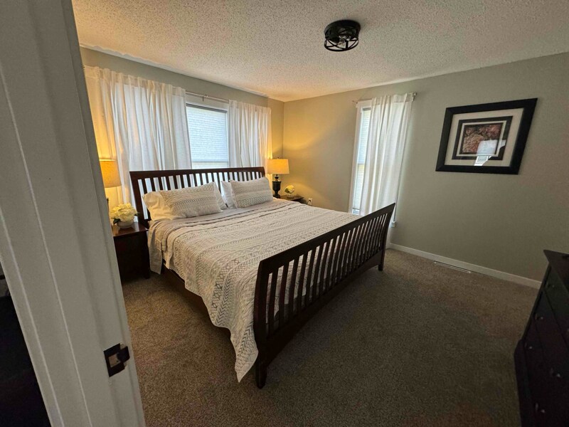 Building Photo - 856 Wisconsin Ave SW