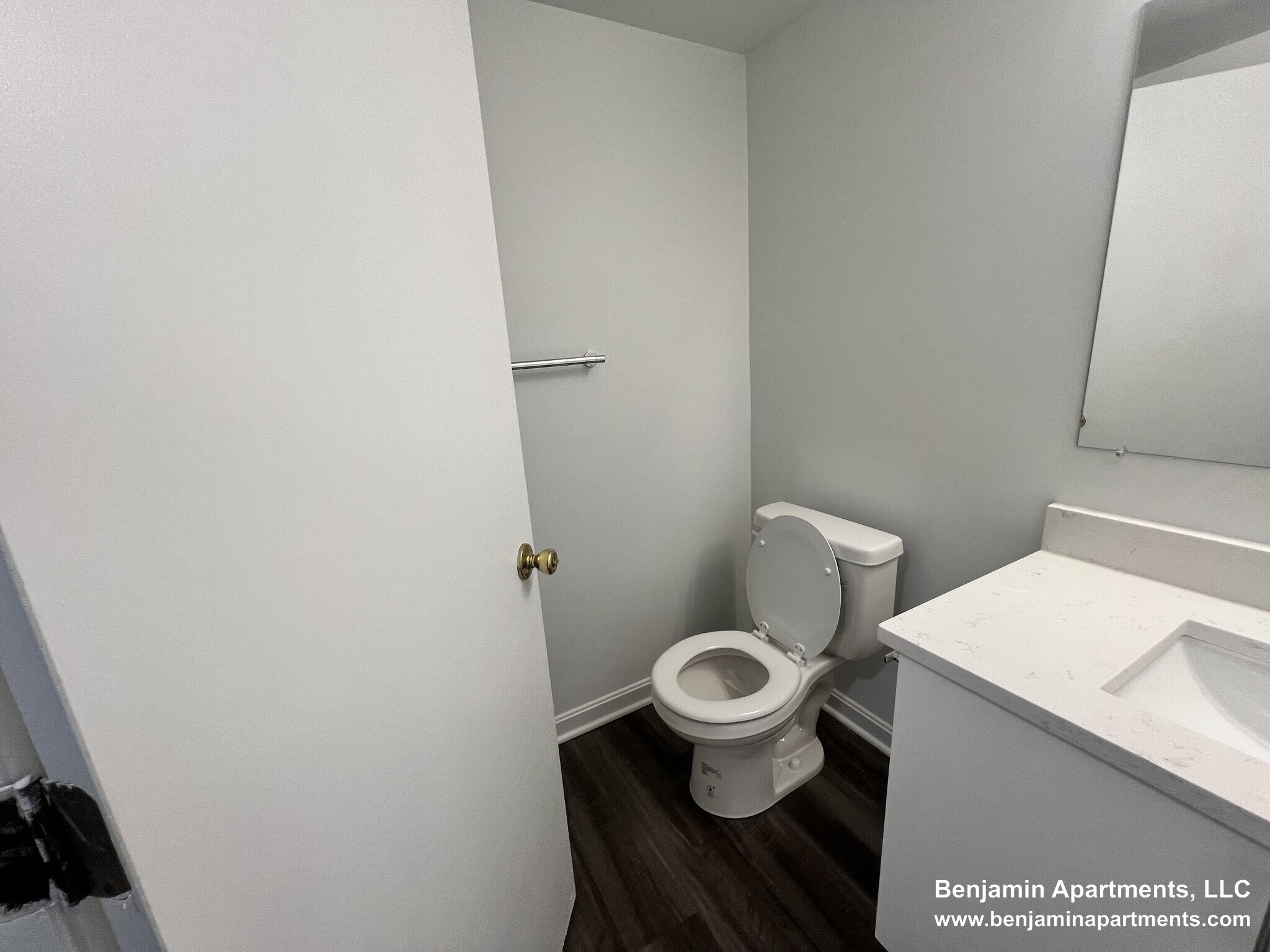 Building Photo - 49 Hill Rd