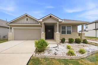 Building Photo - 216 Big Cypress Byu Rd