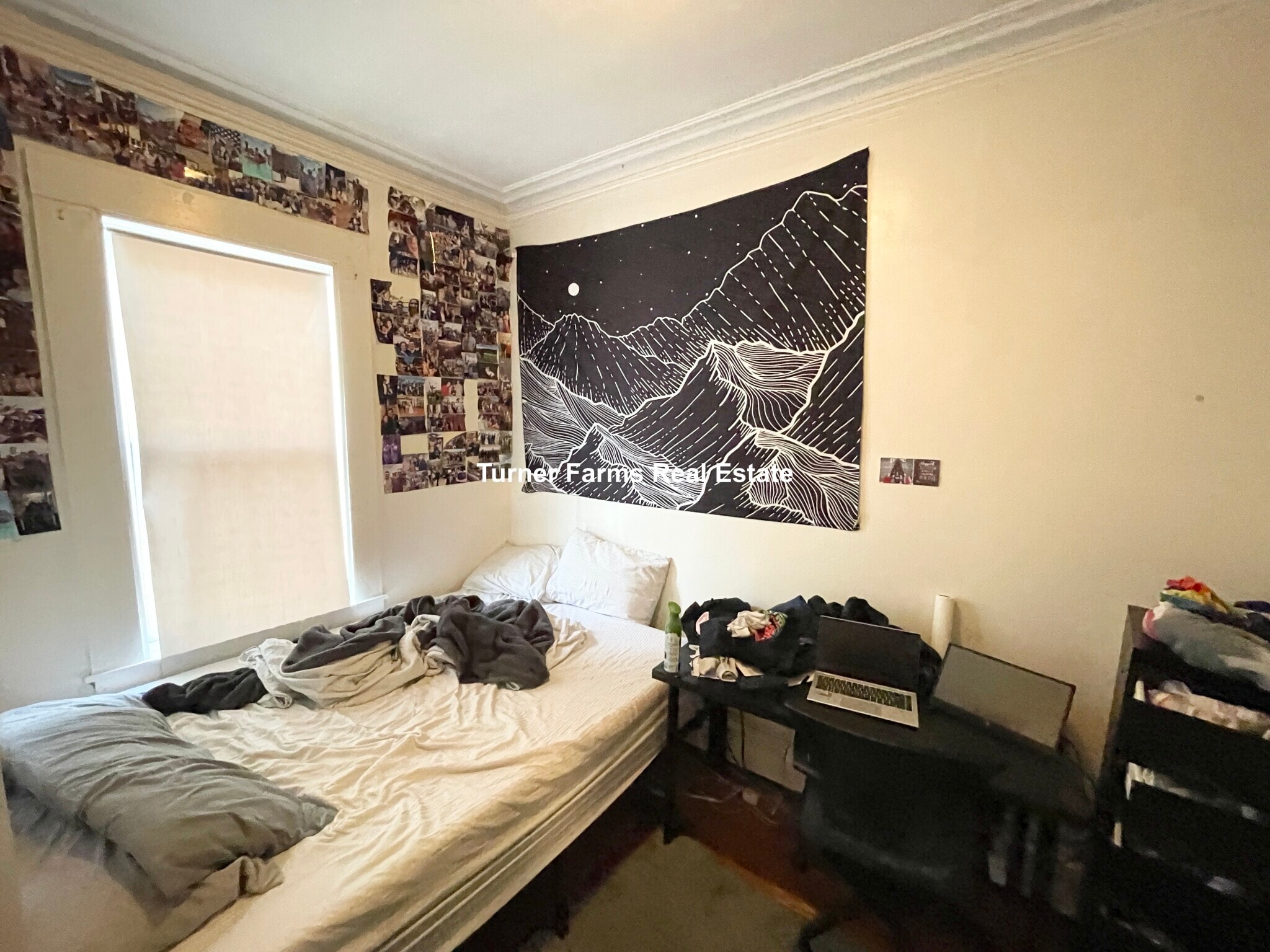 Building Photo - 53 W 7th St