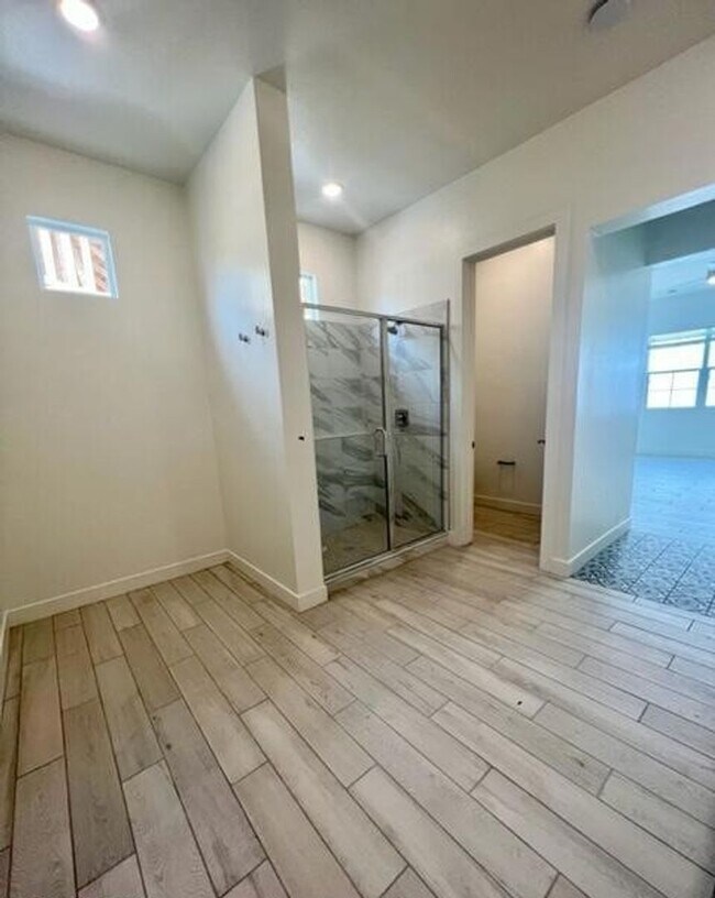 Building Photo - Executive Single-Story 4-Bedroom Rental with $50K+ Upgrades & Indoor-Outdoor Living in Chandler, AZ