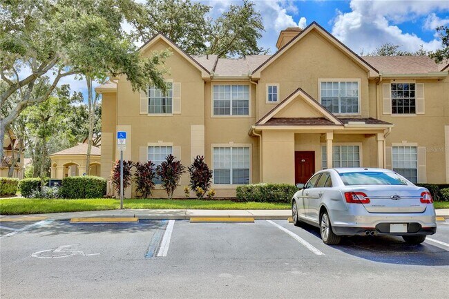 Building Photo - 860 Grand Regency Pointe