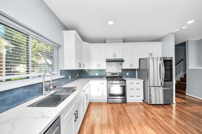 Building Photo - 16319 Autumn Leigh Dr