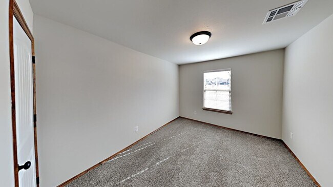 Building Photo - Spectacular 4 Bedroom 2 Bath Home in Piedmont Schools- Neighborhood Park