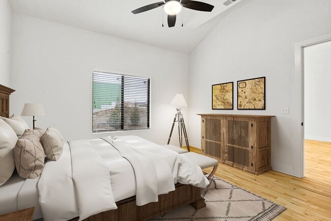 Building Photo - Two Bedroom Twin Villa with Attached 1-Car...