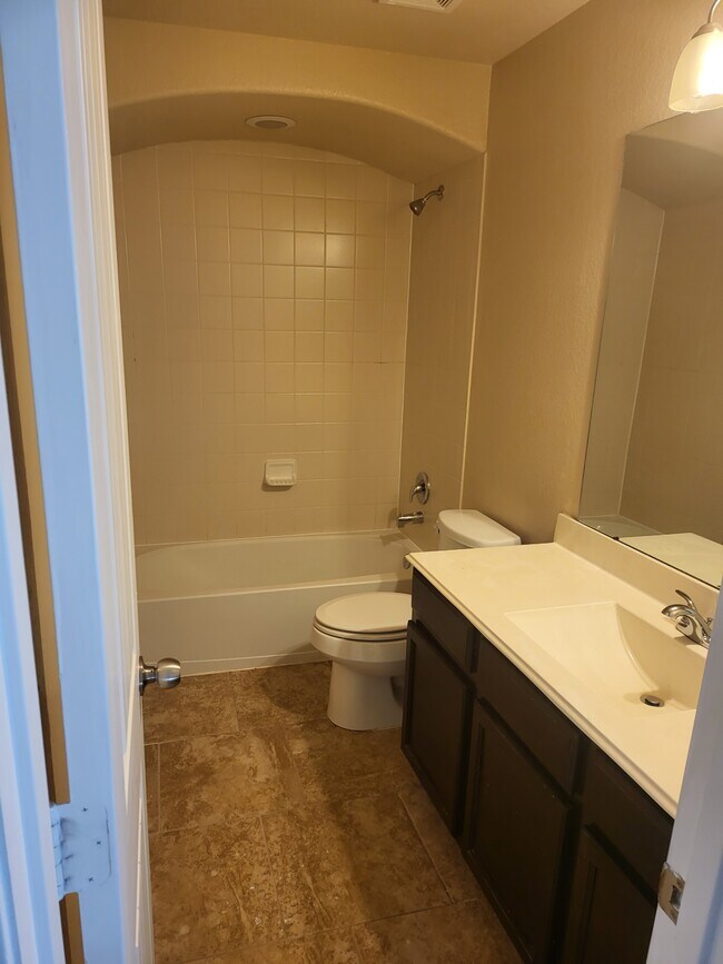 Building Photo - 25619 Anvil Iron Ln