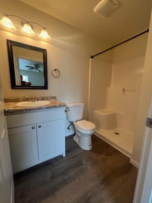 Building Photo - 3 Bedroom Duplex