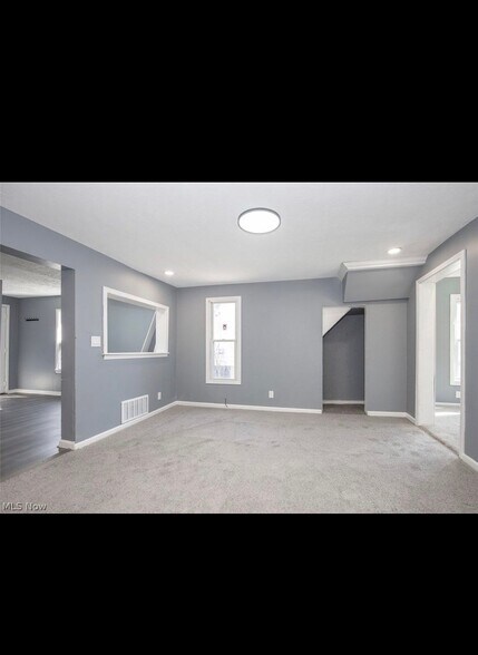 Building Photo - 7815 Jeffries Ave