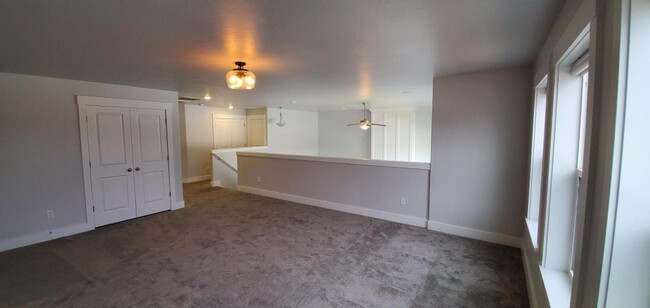 Building Photo - 293 W 450 S