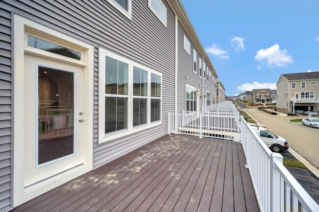 Building Photo - Close to everything!  Skyline at Embrey Mill!  Brand New Live and Work Townhomes.