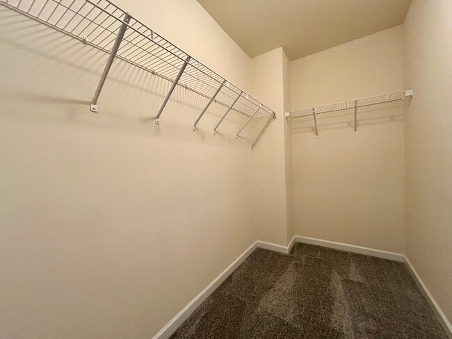 Building Photo - 10573 Bunclody Dr