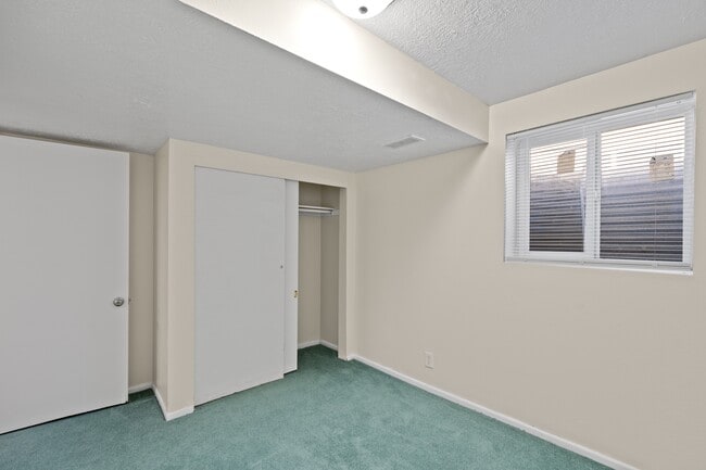 Building Photo - 3661 S 6830 W