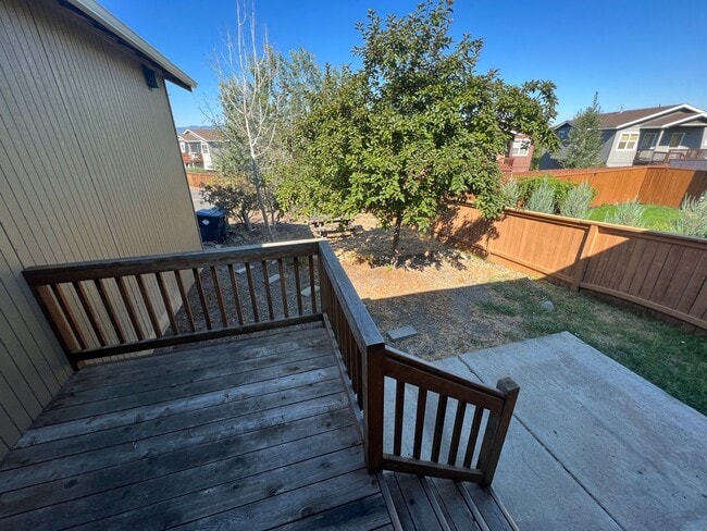Building Photo - Single level home in NE Bend off Cooley!