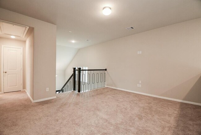 Building Photo - 15219 Stuart Bat Cave Ln