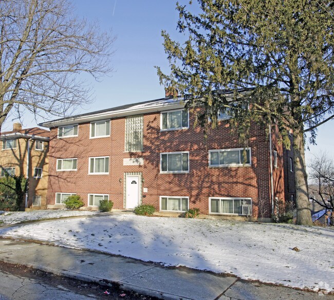 Primary Photo - Louis & Frieda Apartments