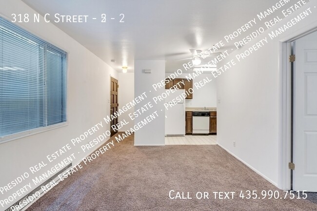 Building Photo - Clean 1 BR/1 BA apartment