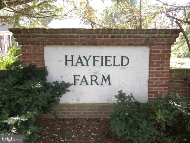 Building Photo - 7807 Hayfield Rd