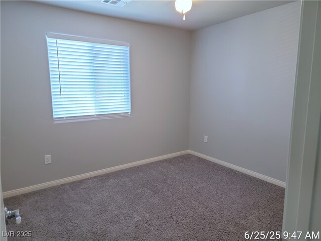 Building Photo - 3836 Lambent Ave
