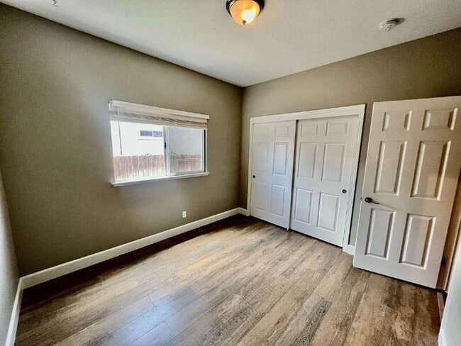 Building Photo - 1605 Paseo Flores Dr