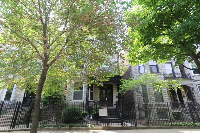 Primary Photo - 931 W Newport Ave