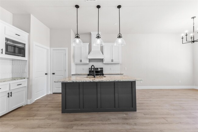 Building Photo - 2315 Progress Dr