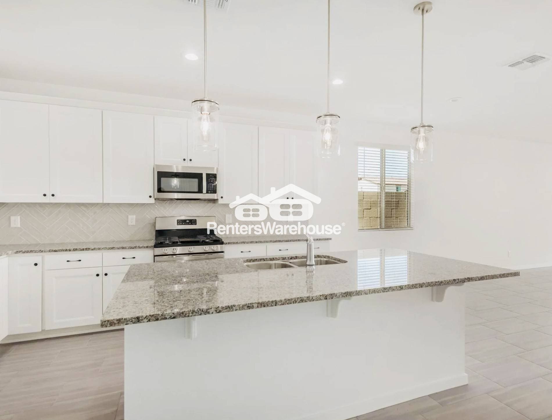 Building Photo - 2503 S 180th Dr
